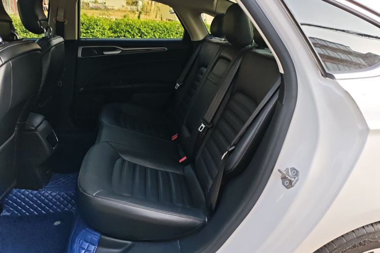 Used Ford Mondeo 2017 EcoBoost 180 Luxury Model Left Rear Seat