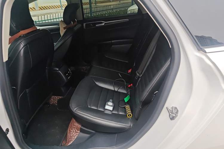 Used Ford Mondeo 2017 EcoBoost 180 Luxury Model Left Rear Seat