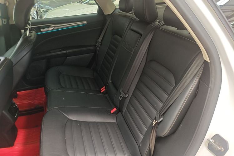 Used Ford Mondeo 2017 EcoBoost 180 Stylish Model Left Rear Seat