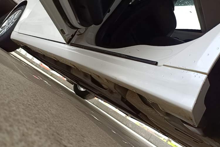 Used Ford Mondeo 2017 EcoBoost 180 Stylish Model Left Side Sill