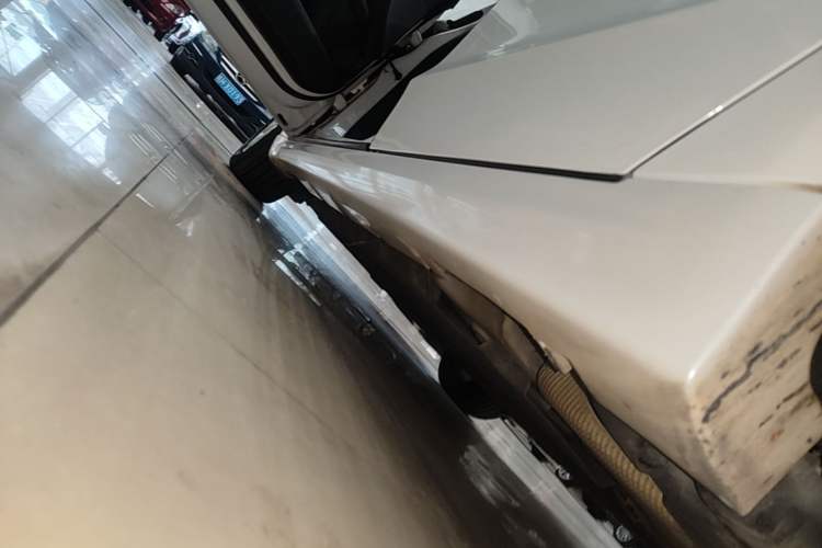 Used Ford Mondeo 2017 EcoBoost 180 Stylish Model Left Side Sill