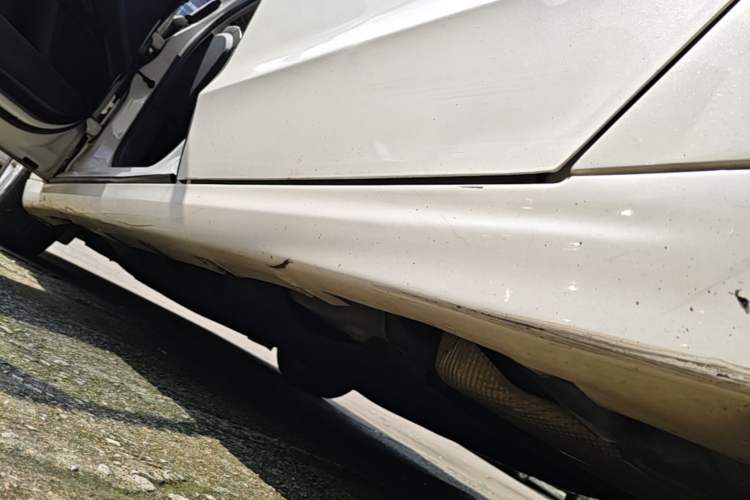Used Ford Mondeo 2017 EcoBoost 180 Stylish Model Left Side Sill