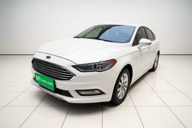 Ojetý Ford Mondeo 2017 EcoBoost 180 Comfort Model
