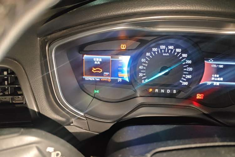 Used Ford Mondeo 2017 EcoBoost 200 Luxury Model Odometer Close Up
