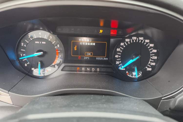 Used Ford Mondeo 2017 EcoBoost 200 Stylish Model Odometer Close Up