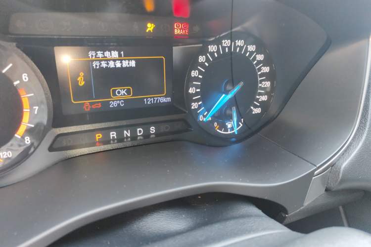 Used Ford Mondeo 2017 EcoBoost 180 Stylish Model Odometer Close Up