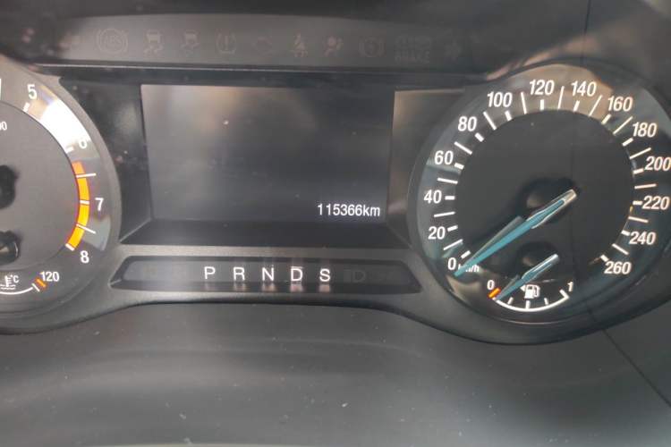 Used Ford Mondeo 2017 EcoBoost 200 Stylish Model Odometer Close Up