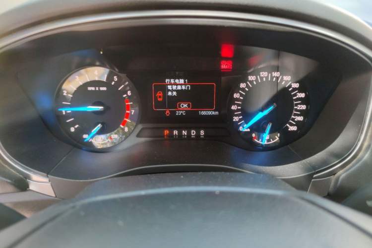 Used Ford Mondeo 2017 EcoBoost 180 Stylish Model Odometer Close Up