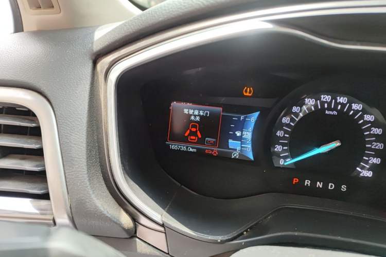 Used Ford Mondeo 2017 EcoBoost 180 Luxury Model Odometer Close Up
