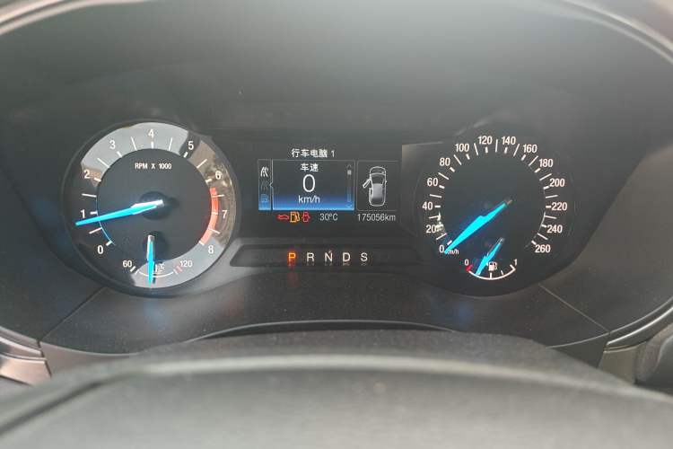 Used Ford Mondeo 2017 EcoBoost 200 Stylish Model Odometer Close Up
