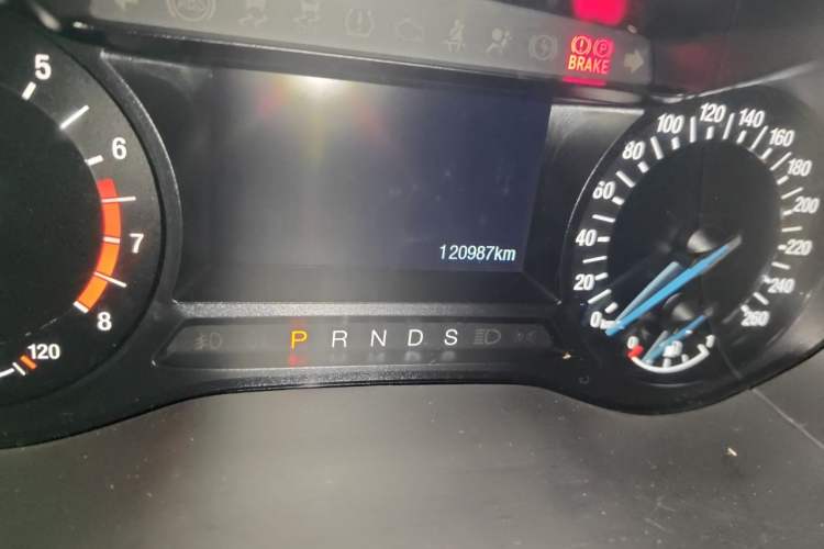 Used Ford Mondeo 2017 EcoBoost 180 Stylish Model Odometer Close Up