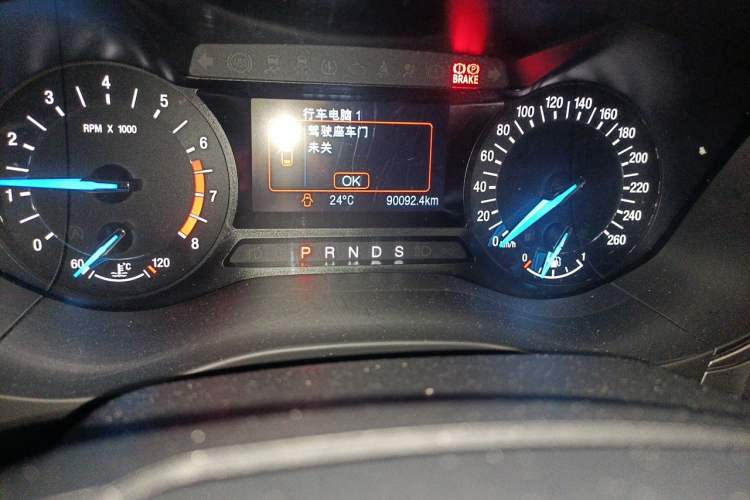 Used Ford Mondeo 2017 EcoBoost 180 Luxury Model Odometer Close Up