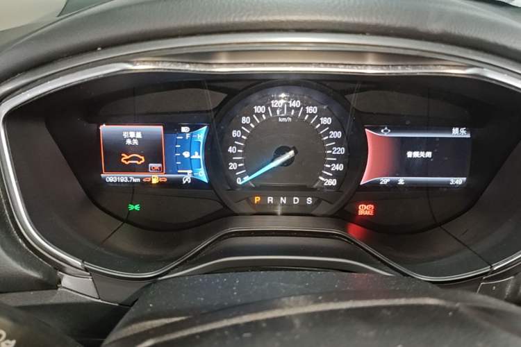 Used Ford Mondeo 2017 EcoBoost 200 Luxury Model Odometer Close Up