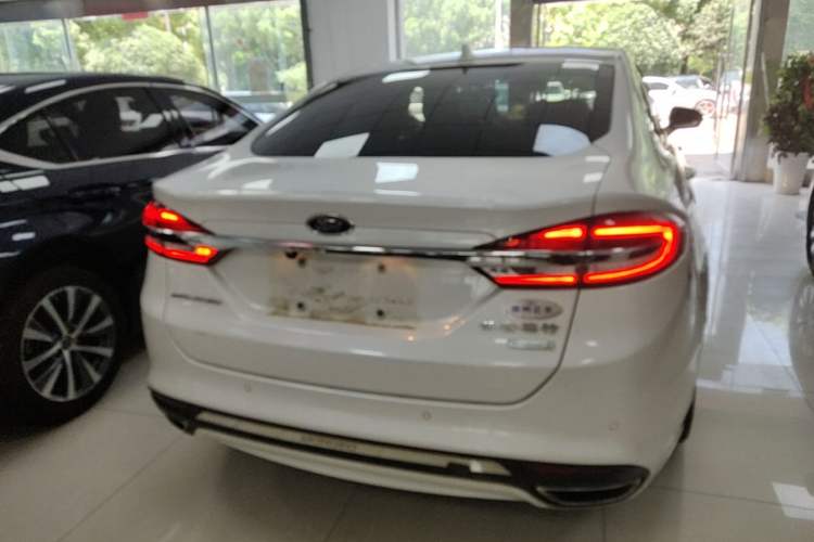 Used Ford Mondeo 2017 EcoBoost 180 Stylish Model Rear