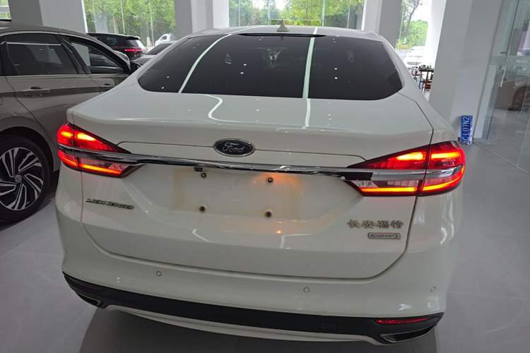 Used Ford Mondeo 2017 EcoBoost 180 Stylish Model Rear