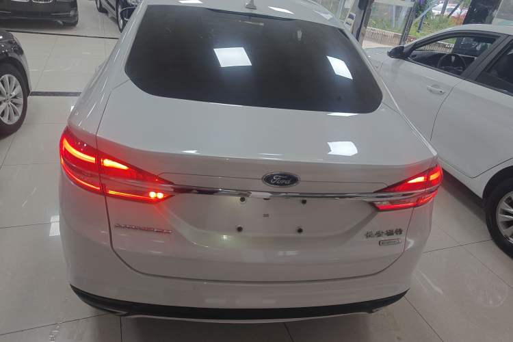 Used Ford Mondeo 2017 EcoBoost 200 Stylish Model Rear