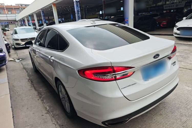 Used Ford Mondeo 2017 EcoBoost 200 Stylish Model Rear Left 45 Deg