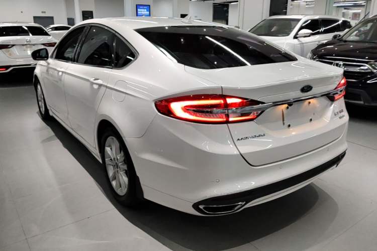Used Ford Mondeo 2017 Facelifted EcoBoost 180 Fashion Edition Rear Left 45 Deg