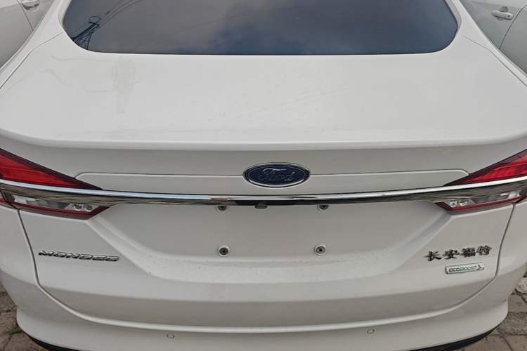Used Ford Mondeo 2017 EcoBoost 180 Luxury Model Rear