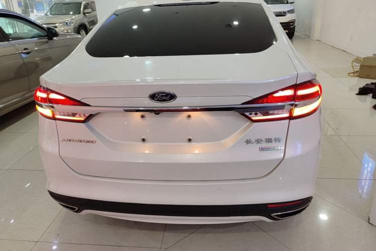 Used Ford Mondeo 2017 EcoBoost 200 Stylish Model Rear
