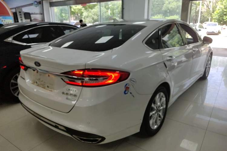 Used Ford Mondeo 2017 EcoBoost 180 Stylish Model Rear Right 45 Deg