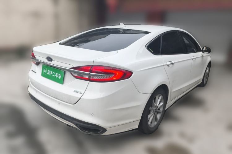 Used Ford Mondeo 2017 EcoBoost 200 Stylish Model Rear Right 45 Deg
