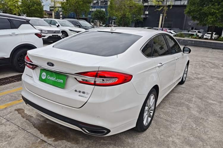Used Ford Mondeo 2017 EcoBoost 180 Stylish Model Rear Right 45 Deg