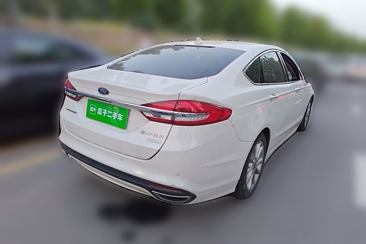 Used Ford Mondeo 2017 EcoBoost 200 Stylish Model Rear Right 45 Deg