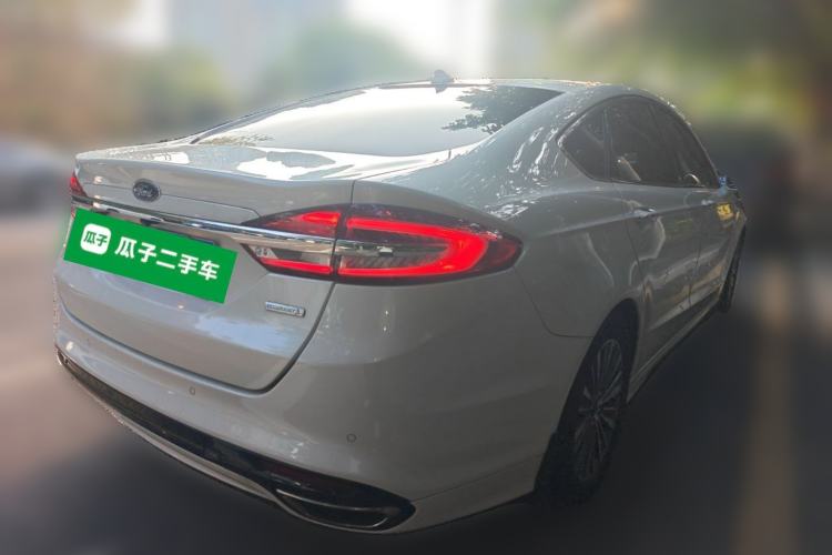 Used Ford Mondeo 2017 EcoBoost 200 Luxury Model Rear Right 45 Deg
