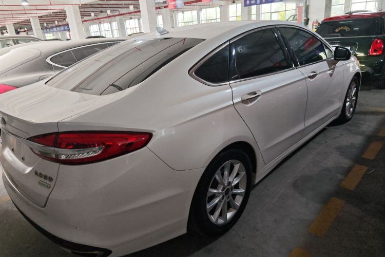 Used Ford Mondeo 2017 EcoBoost 180 Stylish Model Rear Right 45 Deg