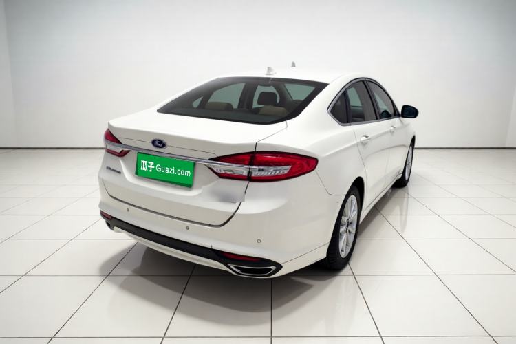 Used Ford Mondeo 2017 EcoBoost 200 Stylish Model Rear Right 45 Deg