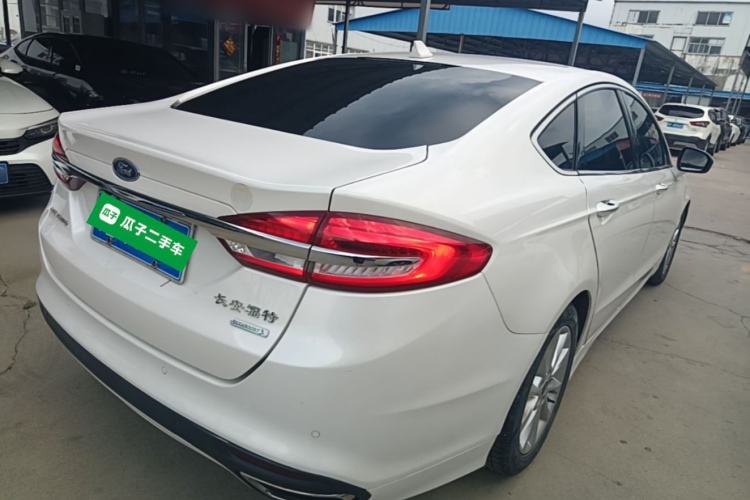 Used Ford Mondeo 2017 EcoBoost 180 Stylish Model Rear Right 45 Deg