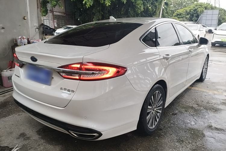 Used Ford Mondeo 2017 EcoBoost 200 Luxury Model Rear Right 45 Deg
