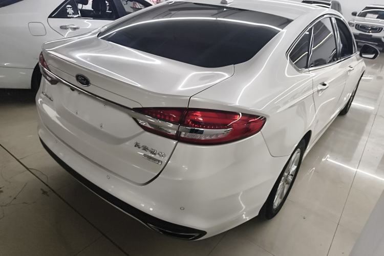 Used Ford Mondeo 2017 EcoBoost 200 Stylish Model Rear Right 45 Deg