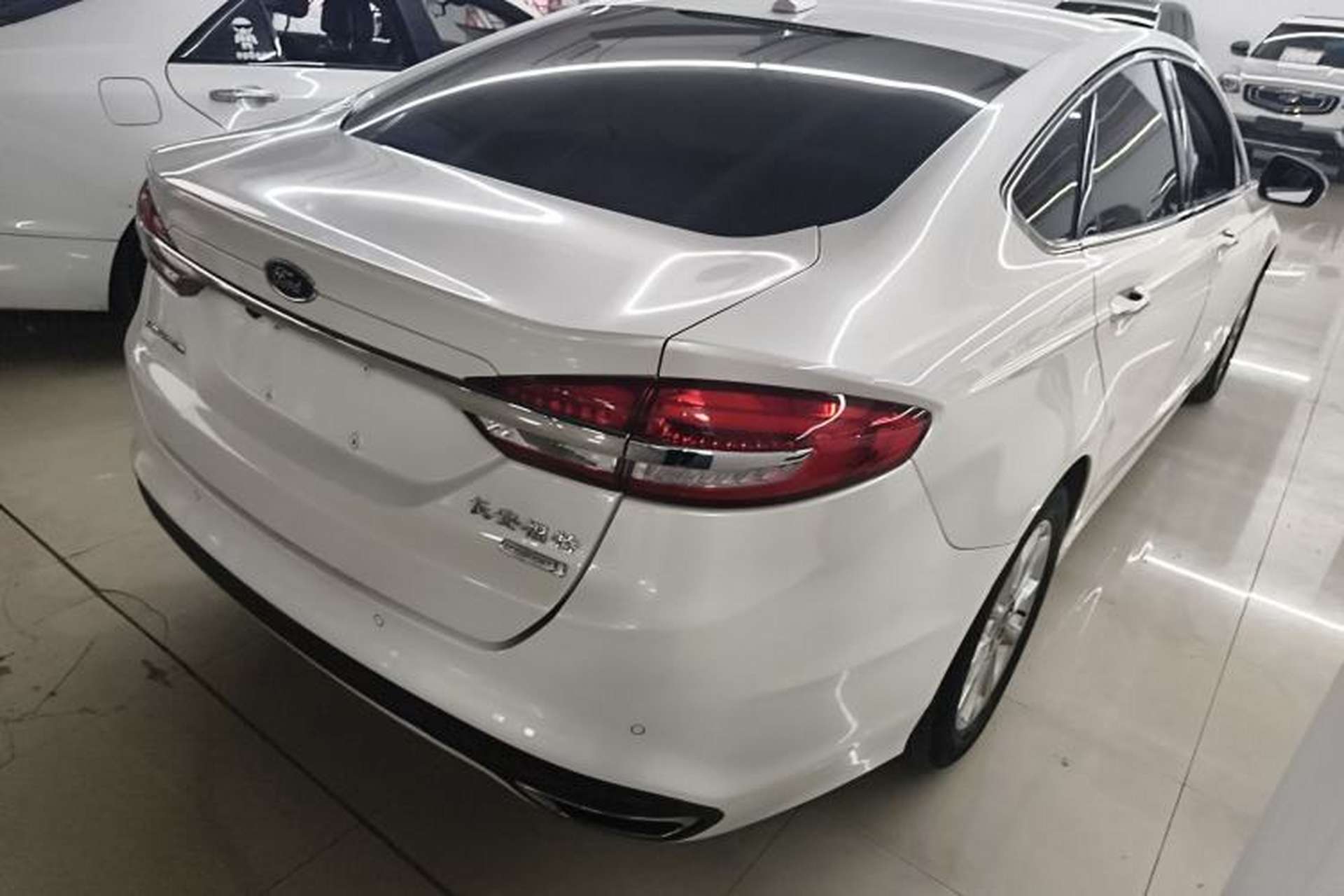 Used Ford Mondeo 2017 EcoBoost 200 Stylish Model Rear Right 45 Deg