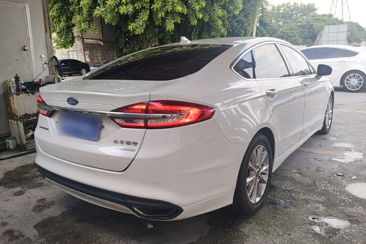 Used Ford Mondeo 2017 EcoBoost 200 Stylish Model Rear Right 45 Deg
