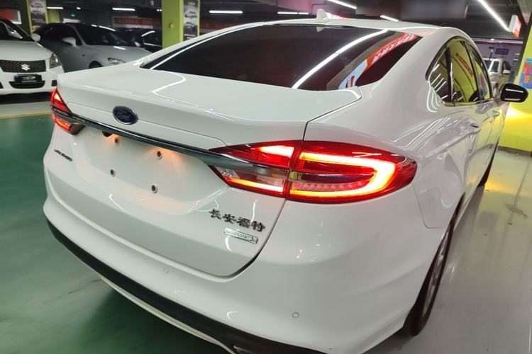 Used Ford Mondeo 2017 EcoBoost 180 Stylish Model Rear Right 45 Deg