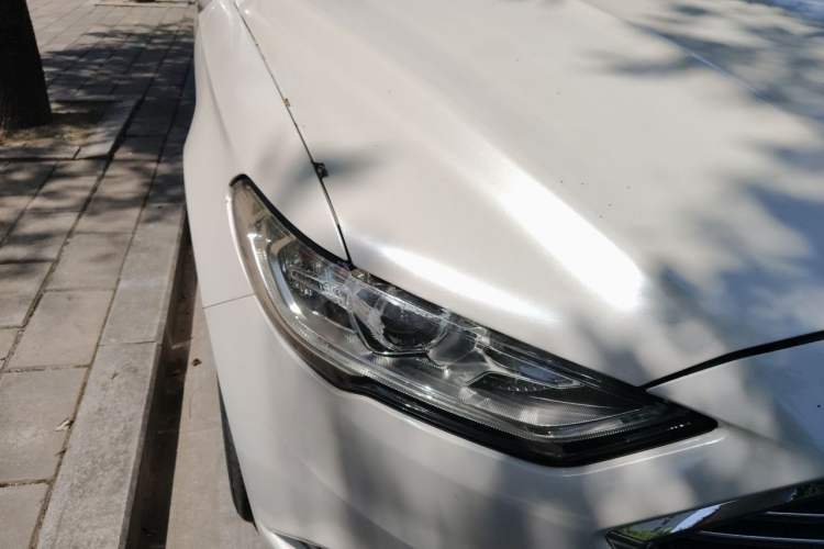 Used Ford Mondeo 2017 EcoBoost 180 Stylish Model Right Front Headlight