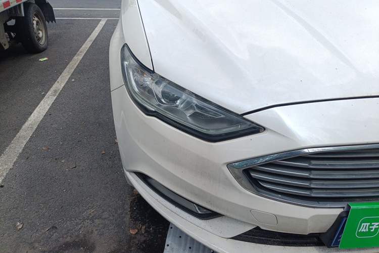 Used Ford Mondeo 2017 Restyled EcoBoost 200 Fashion Edition Right Front Headlight
