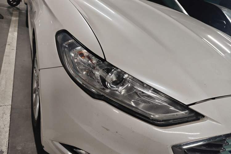 Used Ford Mondeo 2017 EcoBoost 180 Stylish Model Right Front Headlight