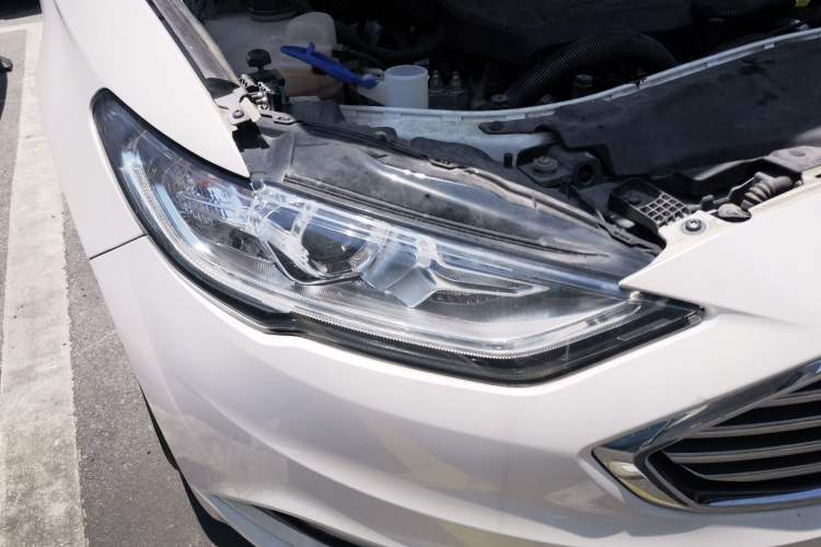 Used Ford Mondeo 2017 EcoBoost 180 Stylish Model Right Front Headlight