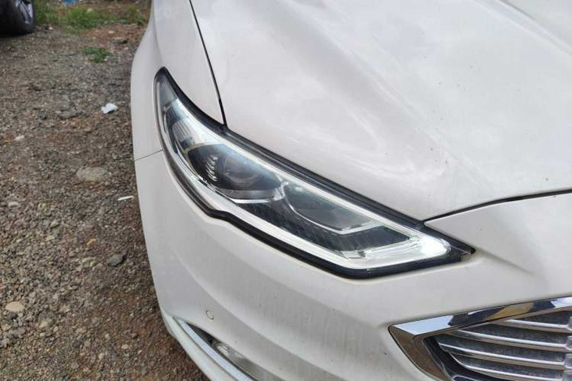 Used Ford Mondeo 2017 Facelifted EcoBoost 200 Luxury Version Right Front Headlight