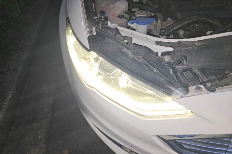 Used Ford Mondeo 2017 EcoBoost 180 Stylish Model Right Front Headlight