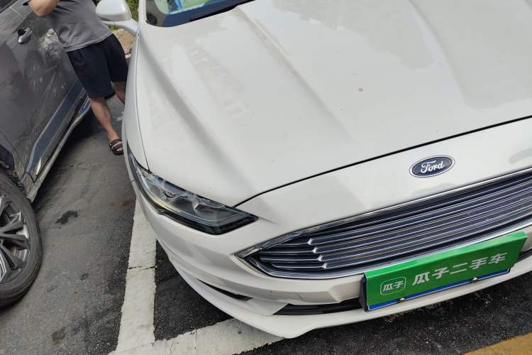 Used Ford Mondeo 2017 EcoBoost 180 Stylish Model Right Front Headlight