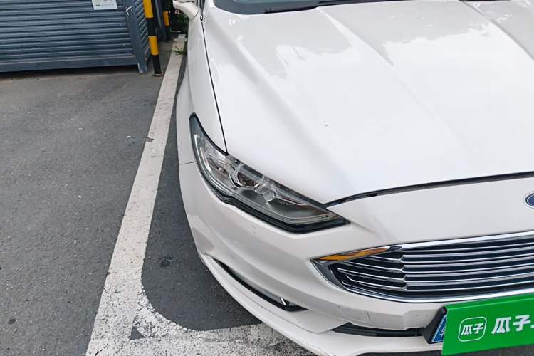 Used Ford Mondeo 2017 EcoBoost 180 Stylish Model Right Front Headlight