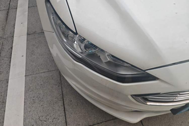 Used Ford Mondeo 2017 EcoBoost 180 Stylish Model Right Front Headlight