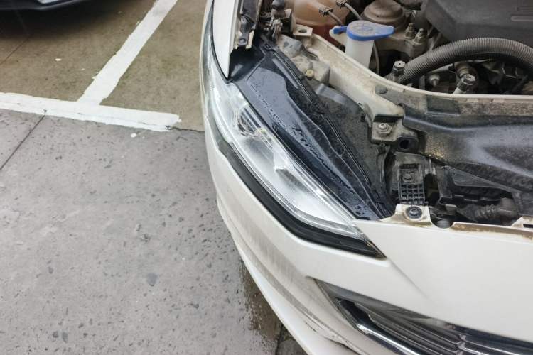 Used Ford Mondeo 2017 EcoBoost 180 Stylish Model Right Front Headlight