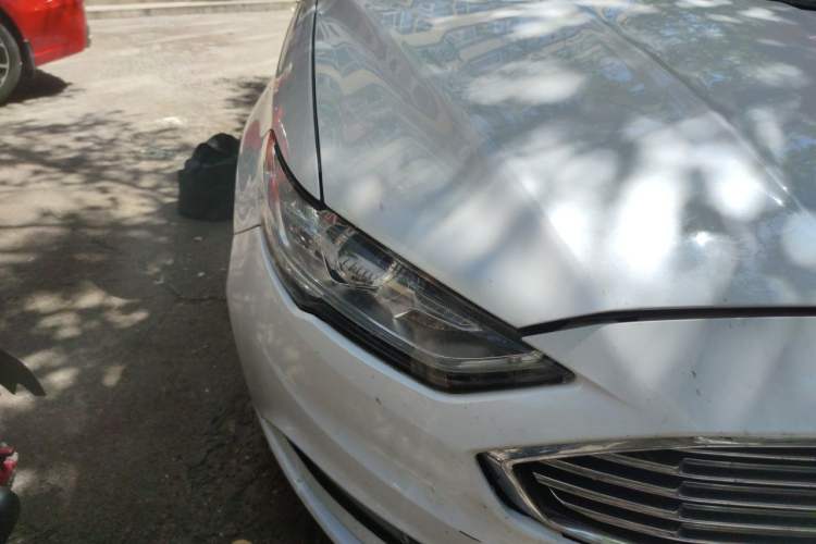 Used Ford Mondeo 2017 EcoBoost 180 Stylish Model Right Front Headlight