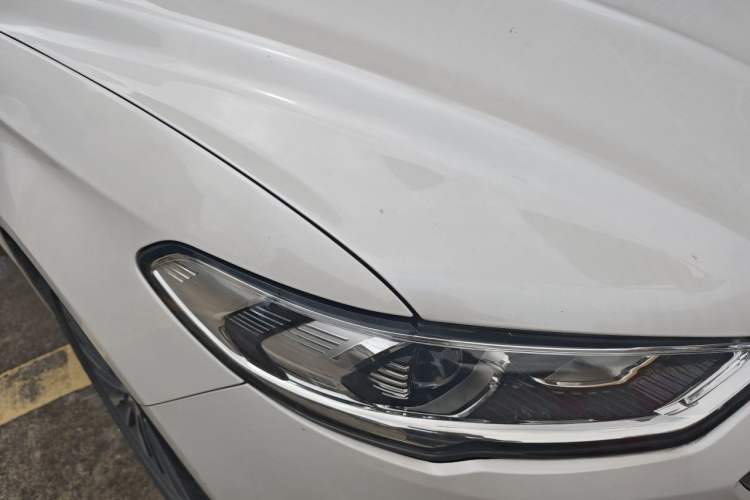 Used Ford Mondeo 2017 Restyled EcoBoost 180 Luxury Version Right Front Headlight