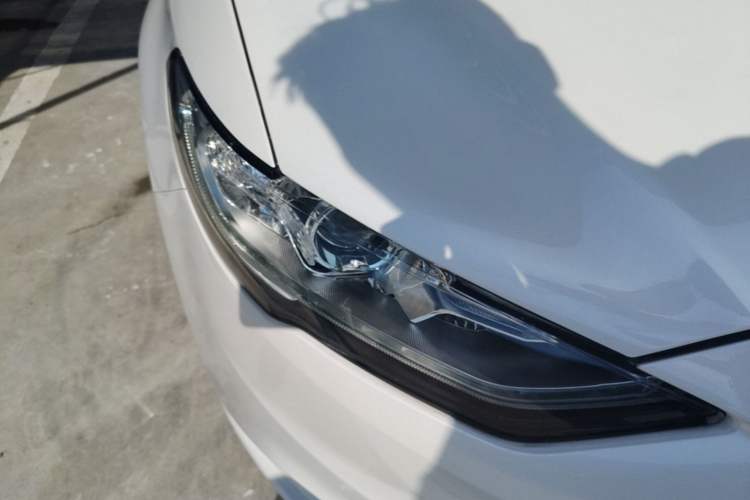 Used Ford Mondeo 2017 EcoBoost 180 Stylish Model Right Front Headlight